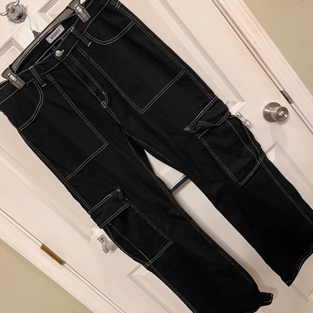 Aphrodite Hot Topic Mens Black Contrast Stitch Cargo Pants APHT004 36x32